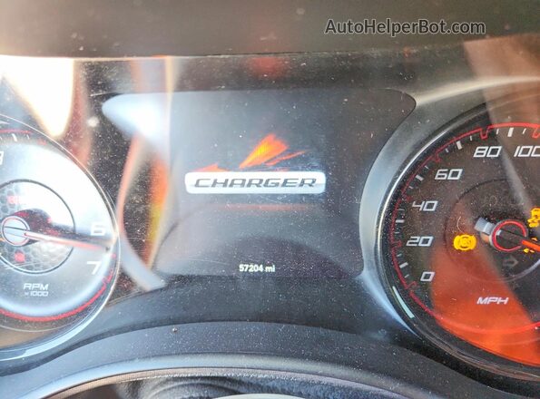 2C3CDXGJ5NH208925 2022 DODGE CHARGER Orange Widok tylnych siedzeń