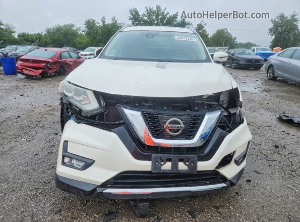 JN8AT2MV9HW018989 2017 NISSAN ROGUE Белый Вид сзади