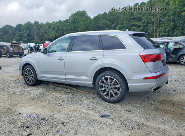 WA1VAAF7XJD011332 2018 AUDI Q7 Gray Rear right