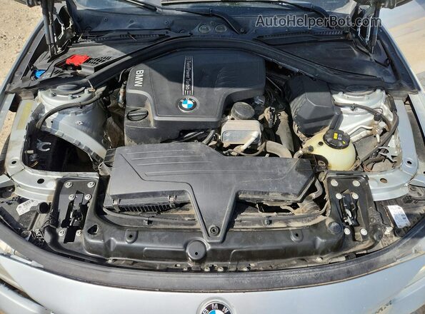 WBA8A9C5XJAH14547 2018 BMW 3 SERIES Silver Engine compartment view