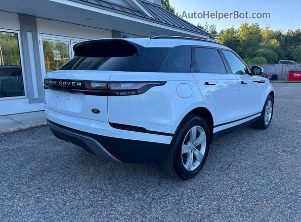 SALYB2RN3JA764534 2018 LAND ROVER RANGE ROVER White Widok z przodu