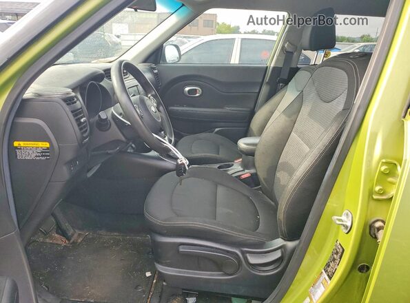 KNDJP3A50H7876713 2017 KIA SOUL Зеленый Вид панели приборов