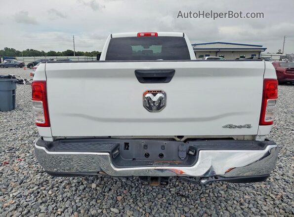 3C6UR5HL5PG539956 2023 RAM 2500 White Front interior view