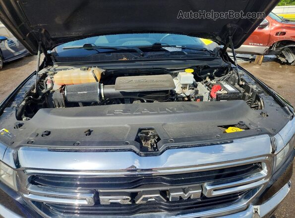 1C6RRFFG1KN846204 2019 RAM 1500 Black Widok komory silnika