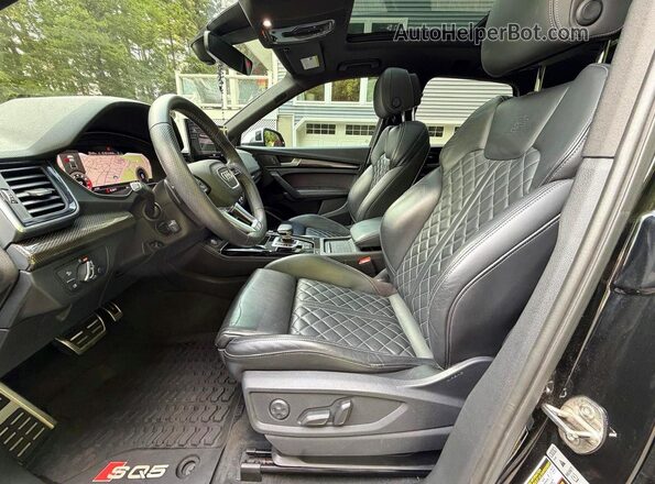 WA1B4AFY9M2015763 2021 AUDI SQ5 Черный Вид задней части салона