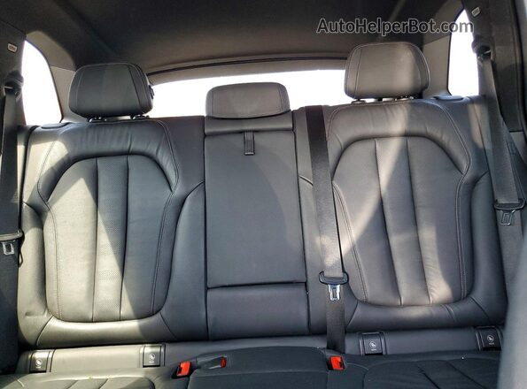 5UXCR6C54KLL07071 2019 BMW X5 Black Սալոնի հետևի տեսք