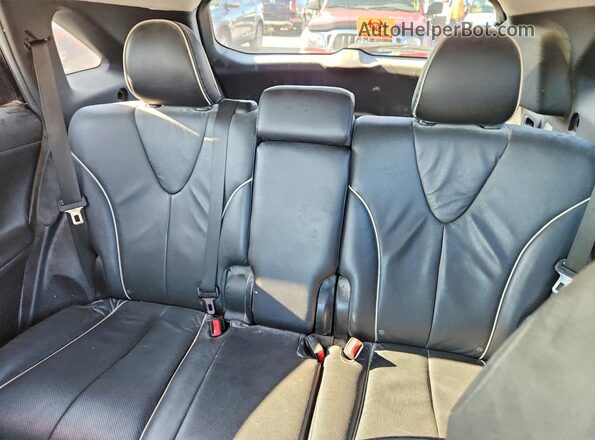4T3BK3BB8GU125482 2016 TOYOTA VENZA White Widok wnętrza z tyłu