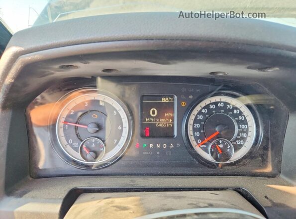1C6RR6FG6KS722527 2019 RAM 1500 Черный Вид задних сидений