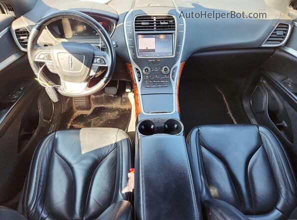2LMPJ8J95LBL31926 2020 LINCOLN NAUTILUS Charcoal Vista del cuadro de instrumentos