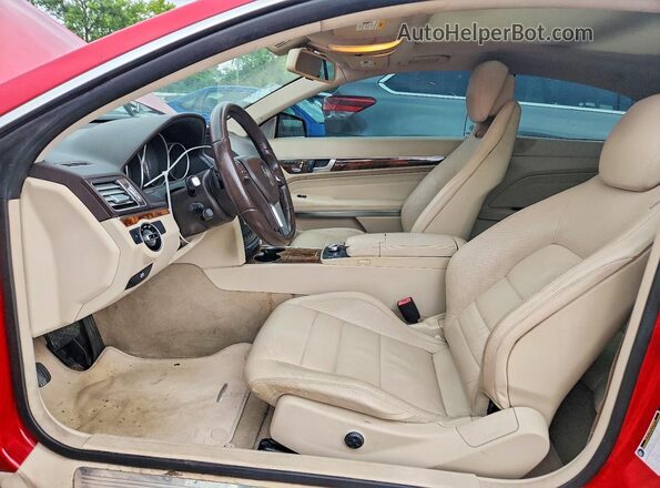 WDDKJ6FB0GF323799 2016 MERCEDES-BENZ E Red Vista del salpicadero