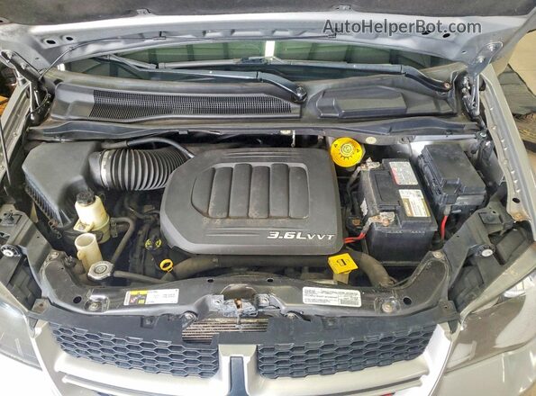 2C4RDGEG2JR283924 2018 DODGE GRAND Silver VIN կոդի պիտակի տեսք
