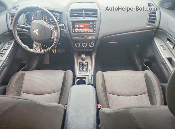 JA4AP4AU1KU012091 2019 MITSUBISHI OUTLANDER Silver Instrument cluster view