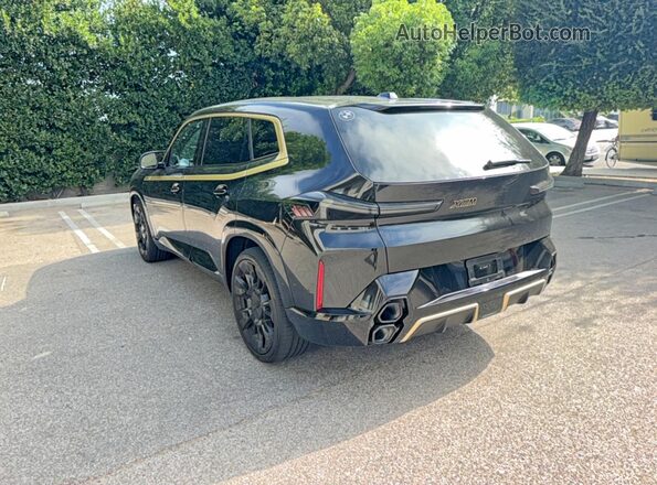 5YM23CS06S9Z98899 2025 BMW XM Black Przód prawy