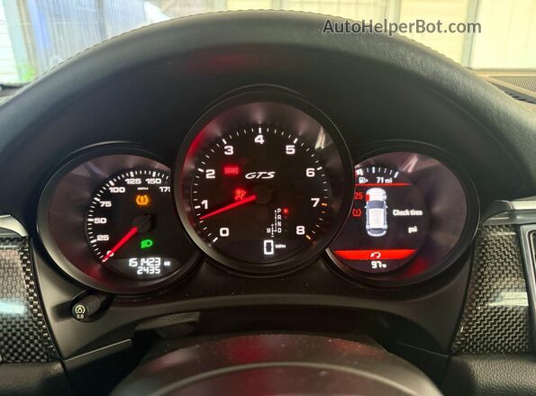 WP1AG2A57HLB55076 2017 PORSCHE MACAN Black Սարքավորումների վահանակի տեսք