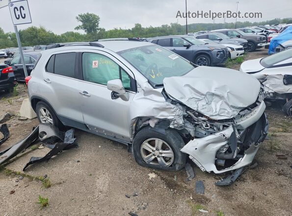 KL7CJLSB9KB819152 2019 CHEVROLET TRAX Серебряный Вид спереди