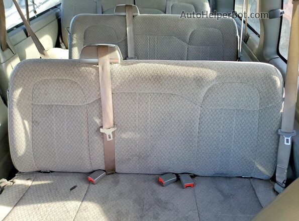 1GAZGMFG2K1278130 2019 CHEVROLET EXPRESS White Вид задньої частини салону