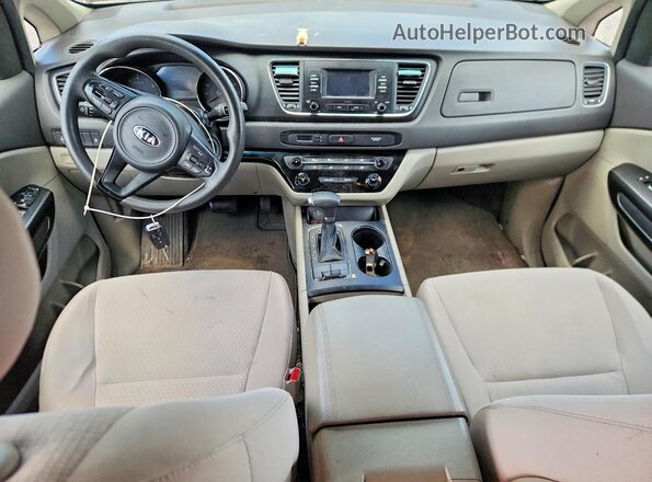 KNDMB5C19H6306877 2017 KIA SEDONA Черный Вид щитка приборов