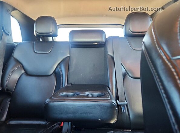 1C4PJLDB7GW200082 2016 JEEP CHEROKEE Gray Widok wnętrza z tyłu