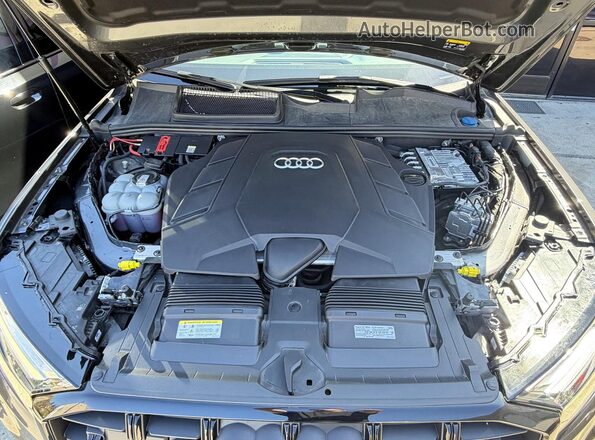 WA1LVBF78SD005015 2025 AUDI Q7 Gray Dashboard view