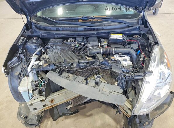 3N1CN7AP6JL879627 2018 NISSAN VERSA Gray Vista del compartimento del motor