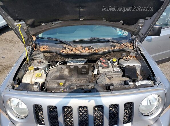 1C4NJRBB2HD194590 2017 JEEP PATRIOT Серебряный Вид наклейки с VIN-кодом