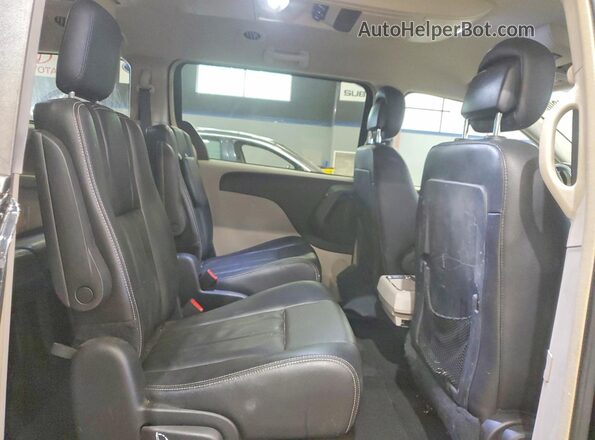 2C4RC1BGXGR289709 2016 CHRYSLER TOWN Black Widok komory silnika
