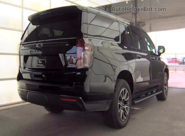 1GNSKDKD5NR250855 2022 CHEVROLET SUBURBAN Черный Вид спереди