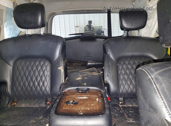 JN8AZ2NE7K9227070 2019 INFINITI QX80 Black Սալոնի հետևի տեսք