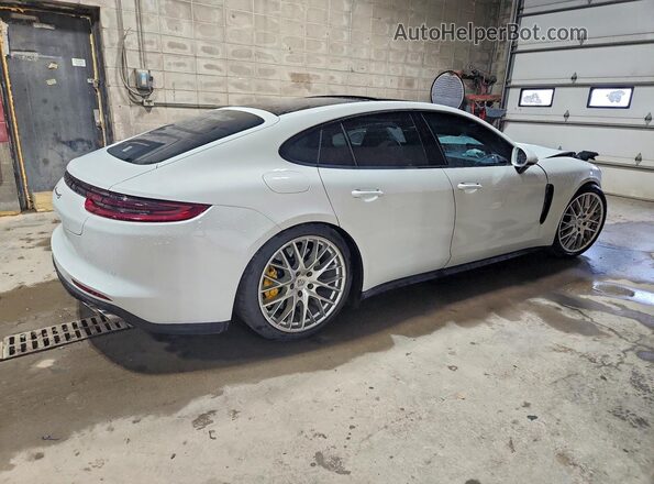 WP0AB2A73KL128112 2019 PORSCHE PANAMERA White Delantero derecho