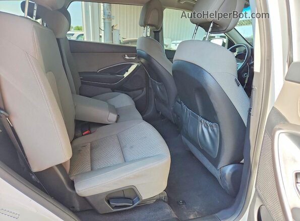 KM8SM4HF9GU154394 2016 HYUNDAI SANTA White Vista interior trasera