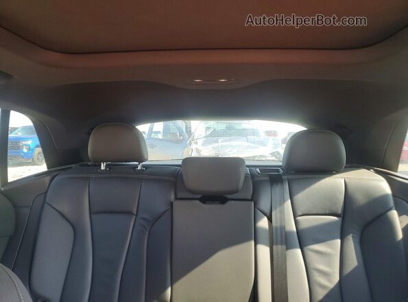 WA1AVAF10KD013428 2019 AUDI Q8 Black Widok wnętrza z tyłu