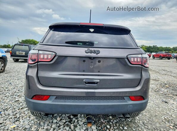 3C4NJCBB3JT318315 2018 JEEP COMPASS Серый Вид салона спереди