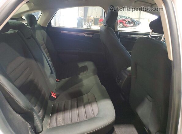3FA6P0LU1HR400168 2017 FORD FUSION White Widok wnętrza z tyłu