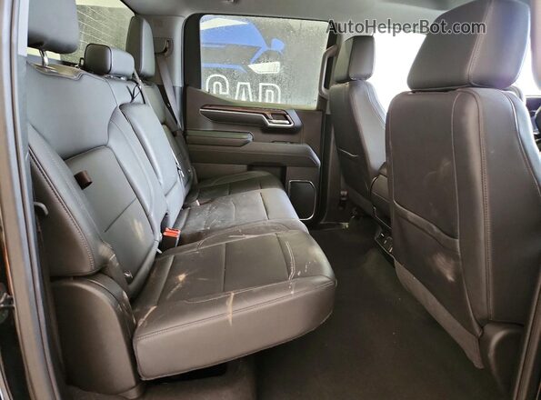 1GTUUDED9SZ233916 2025 GMC SIERRA Black Widok wnętrza z tyłu
