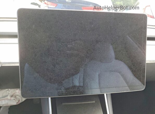 5YJ3E1EA4KF486614 2019 TESLA MODEL 3 White Rear seats view