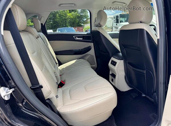 2FMPK4K95HBB18756 2017 FORD EDGE Black ხელსაწყოთა პანელის ხედი