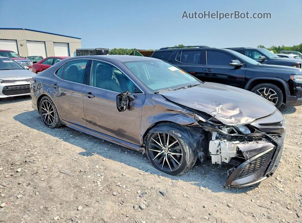4T1G11AK7NU663238 2022 TOYOTA CAMRY Серый Вид спереди