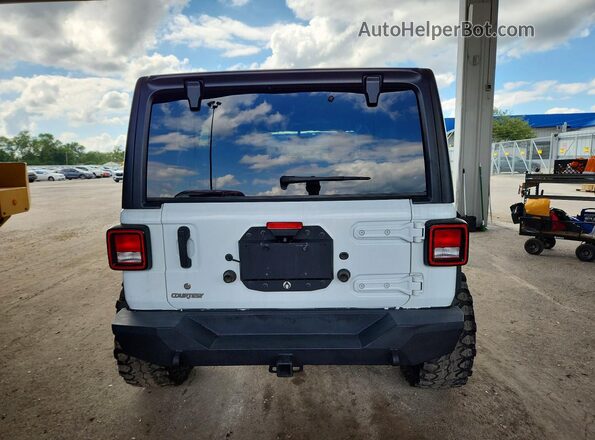 1C4HJXDG1JW122719 2018 JEEP WRANGLER White Widok wnętrza z przodu