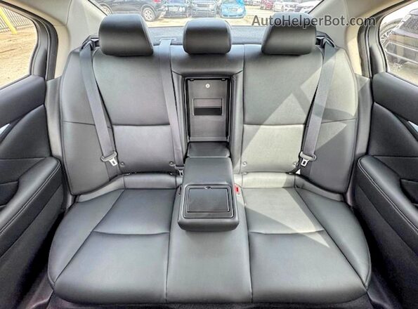 JN1EV7AP1MM701174 2021 INFINITI Q50 Black Widok wnętrza z tyłu
