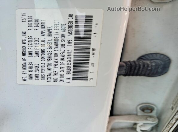 19UUB2F35GA004012 2016 ACURA TLX White Vista de la etiqueta del VIN