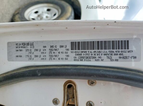1C6RR6FG8KS672004 2019 RAM 1500 White VIN sticker view