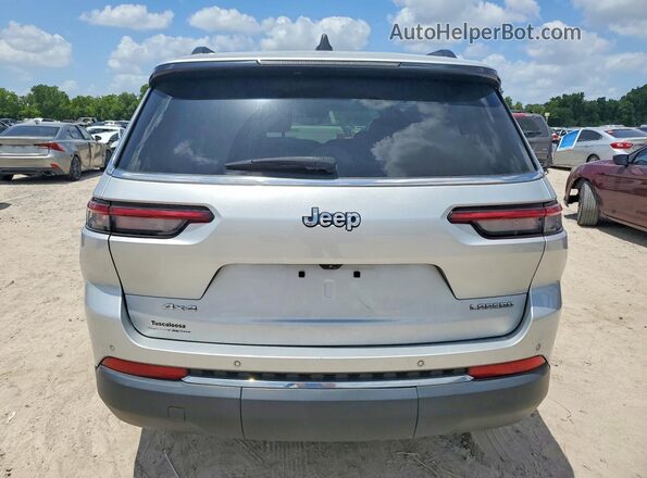 1C4RJKAG1P8881248 2023 JEEP CHEROKEE Серебряный Вид салона спереди