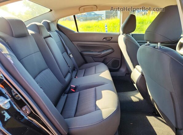 1N4BL4DV0TN347774 2026 NISSAN ALTIMA Black Rear interior view