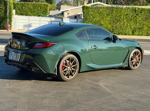 JF1ZNBM17S8750724 2025 TOYOTA GR86 Green Front view