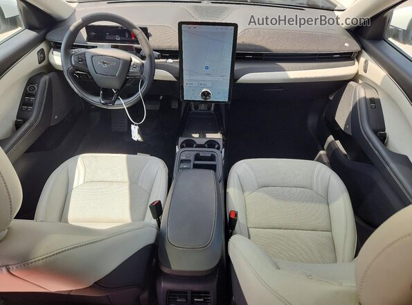 3FMTK3R75SMA17641 2025 FORD MUSTANG White Widok zestawu wskaźników