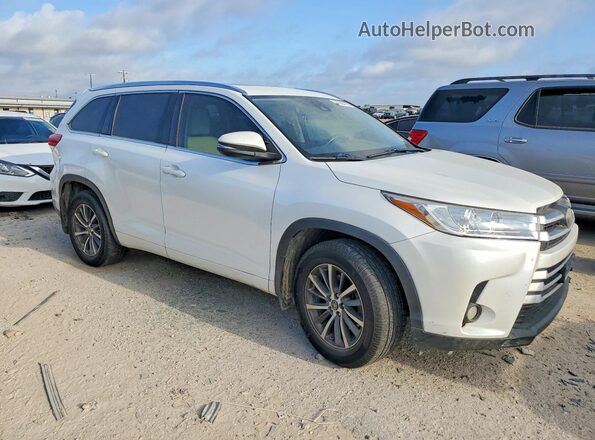 5TDJZRFH0HS416912 2017 TOYOTA HIGHLANDER White წინა ხედი