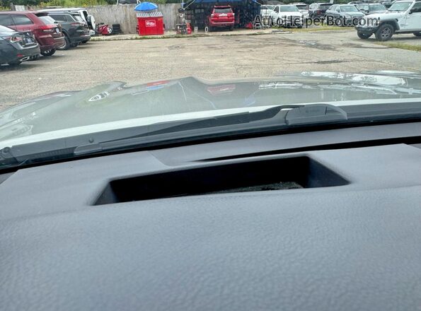 JTJHY7AX4J4261428 2018 LEXUS LX Gray Vista interior trasera