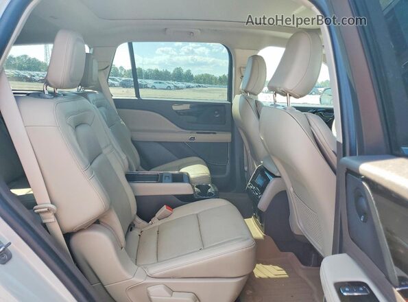 5LM5J7WCXPGL01639 2023 LINCOLN AVIATOR White Widok komory silnika