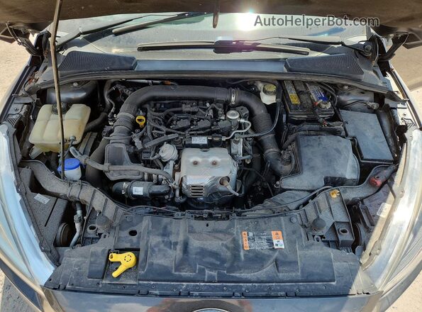 1FADP3FE3JL204220 2018 FORD FOCUS Gray Вид підкапотного простору