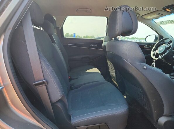 5XYPGDA52HG213131 2017 KIA SORENTO Серый Вид подкапотного пространства